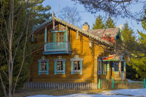 Снять Расписной дом в деревне Мандроги | Мандроги Удивительная Деревня в Ленинградской области