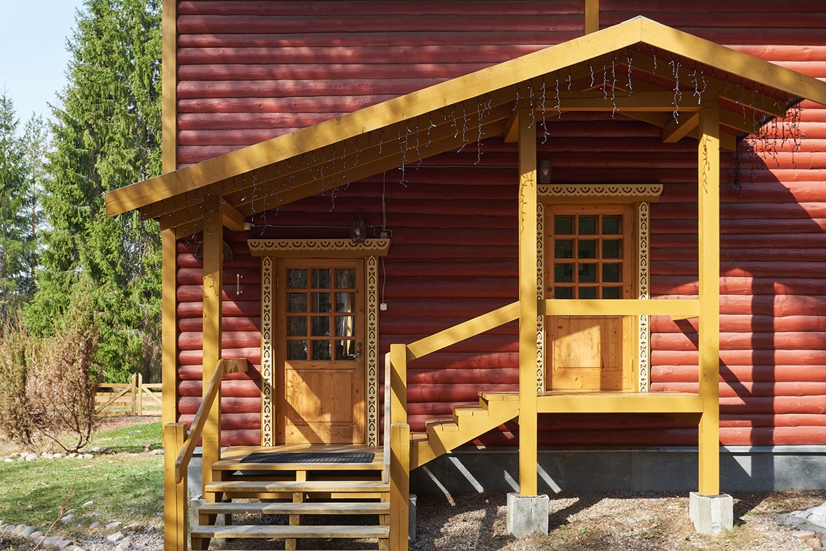 Снять Нарядный дом в деревне Мандроги | Мандроги Удивительная Деревня в Ленинградской области
